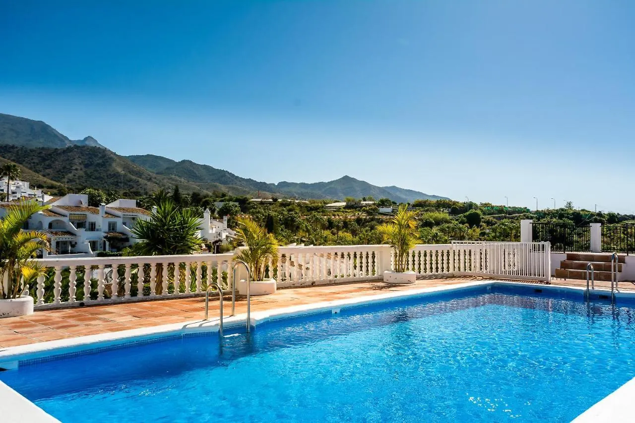 Tanger 3 El Oasis De Capistrano Villa Nerja